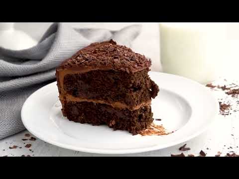 The BEST Gluten-Free Chocolate Cake Recipe!