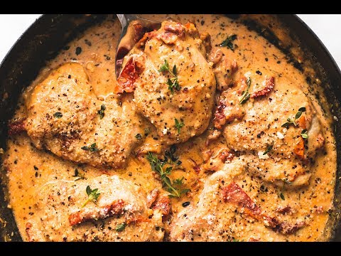 Skillet Chicken in Creamy Sun Dried Tomato Sauce