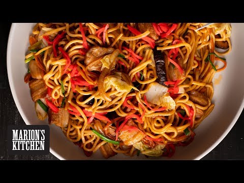 Japanese Yakisoba Noodles - Marion&#039;s Kitchen